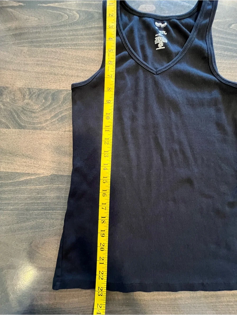 Sonoma Everyday V- Neck Ribbed Tank Top
Size Medium - Picture 4 of 5